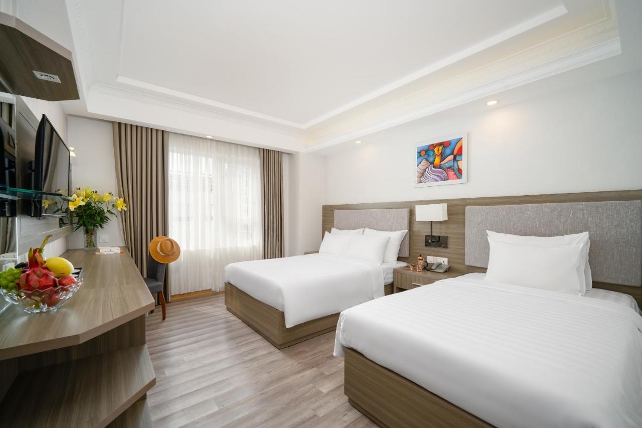 Royal Beach Hotel By Thg دا نانغ المظهر الخارجي الصورة