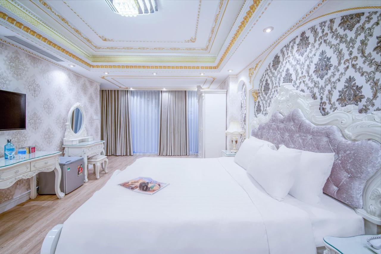 Royal Beach Hotel By Thg دا نانغ المظهر الخارجي الصورة